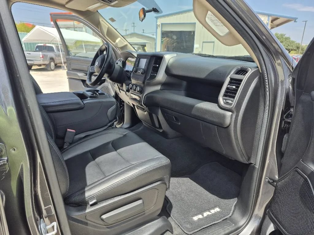 Used 2019 RAM 1500 Tradesman RWD image 18
