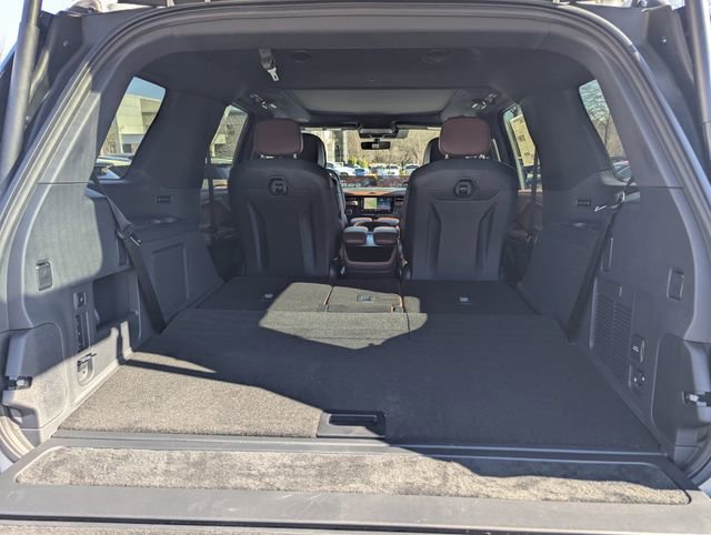 New 2026 Lincoln Navigator Reserve image 8