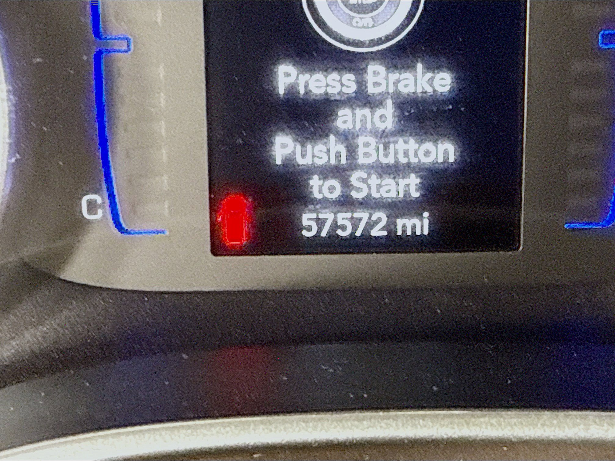 Used 2023 Chrysler Voyager LX image 16