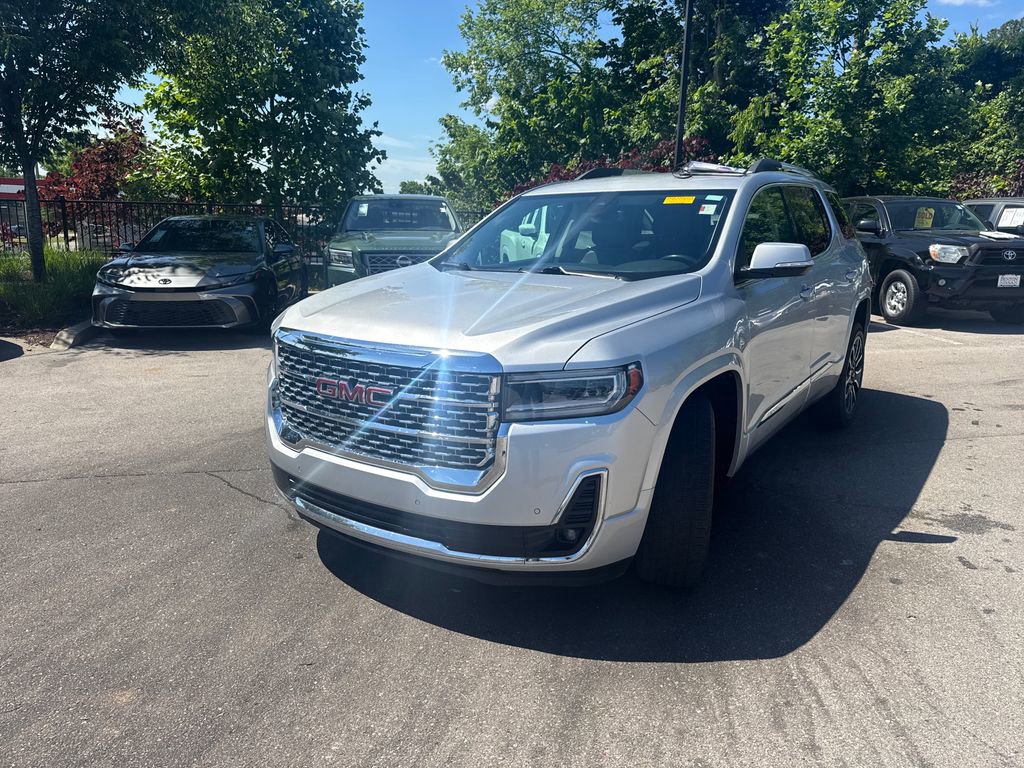 Used 2020 GMC Acadia Denali AWD/4WD image 3