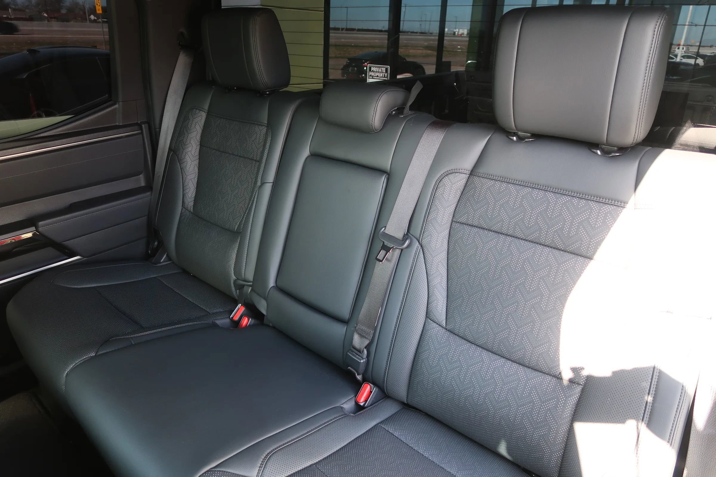 Used 2025 Toyota Tundra Limited image 21