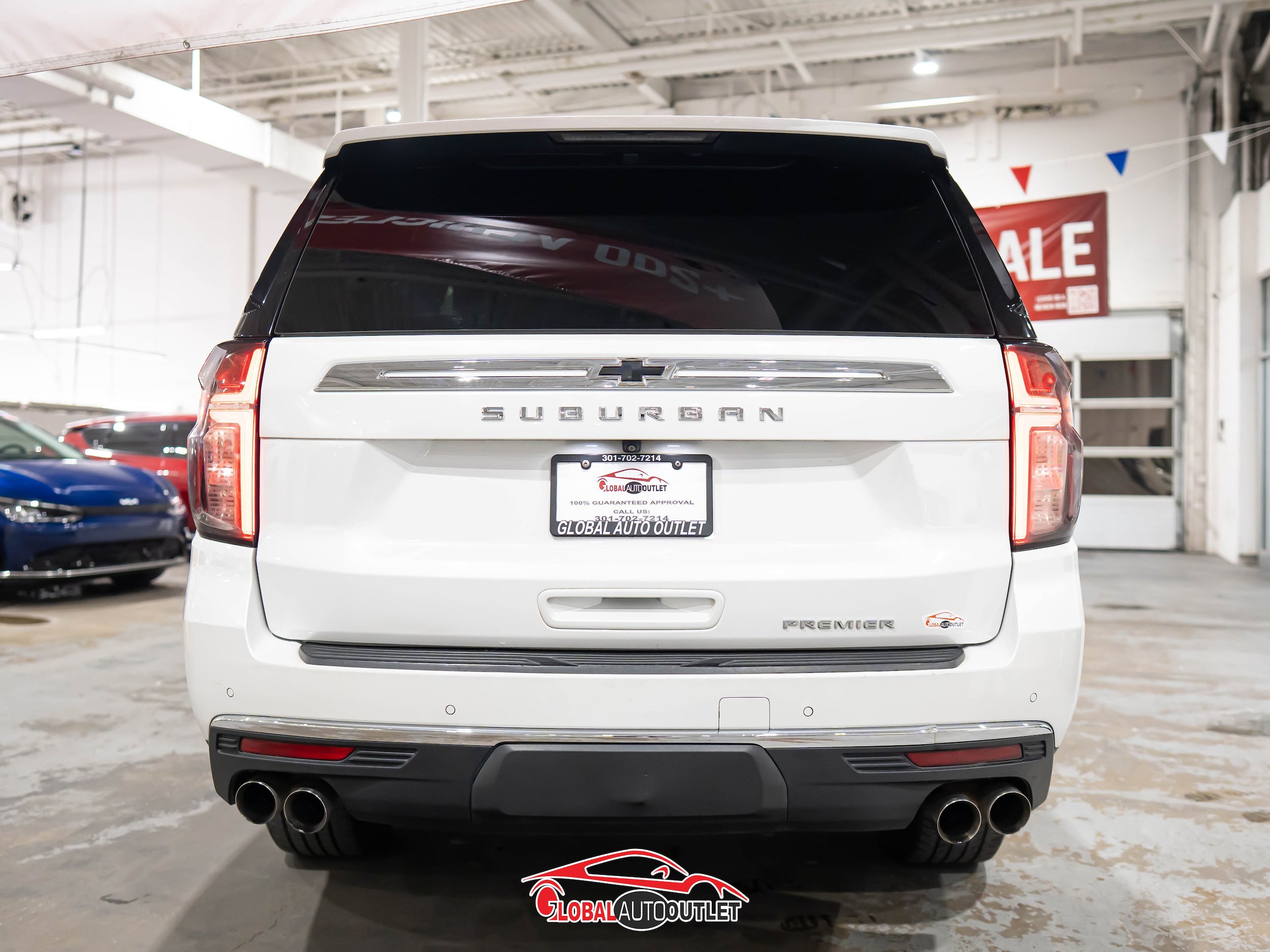 Used 2021 Chevrolet Suburban Premier RWD image 6
