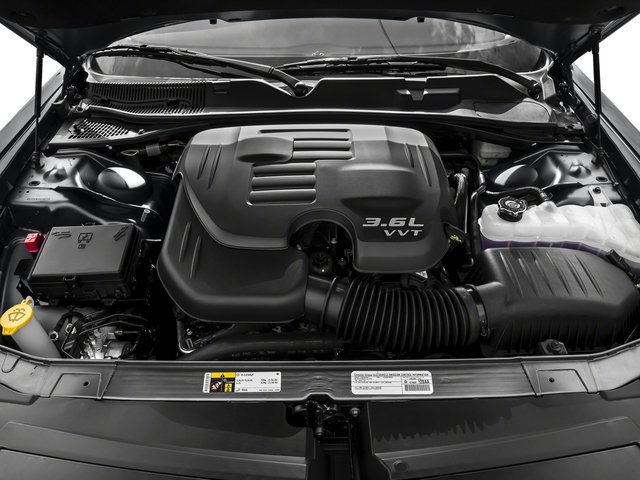 Used 2016 Dodge Challenger SXT RWD image 16