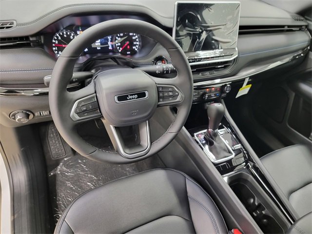 New 2026 Jeep Compass Limited image 13