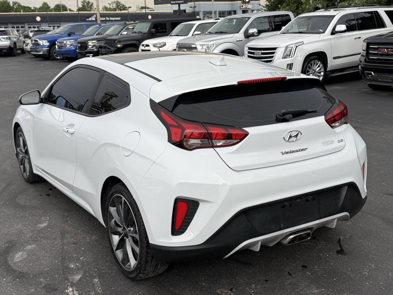 Used 2019 Hyundai Veloster 2.0 Premium FWD image 3