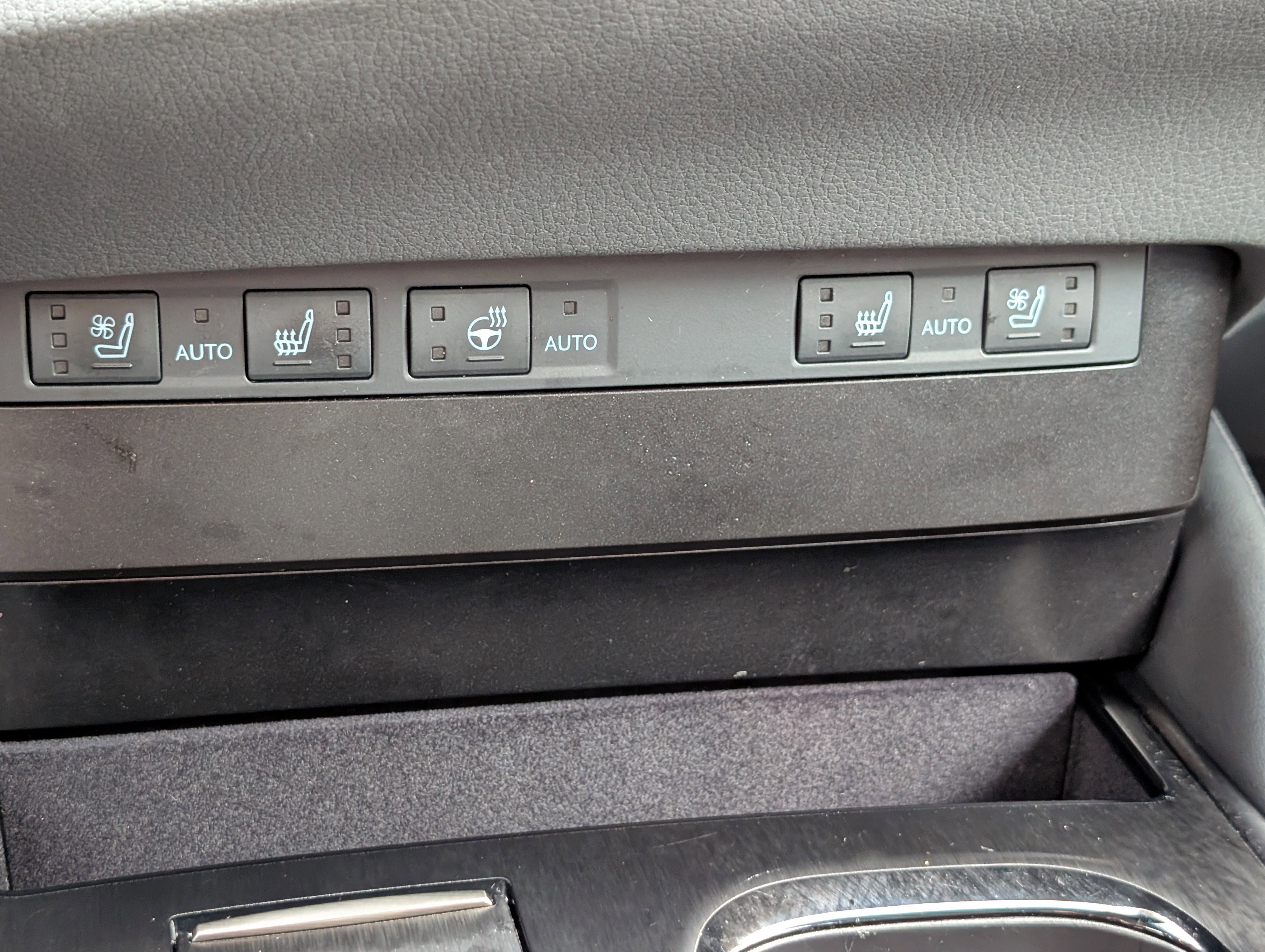 Certified 2025 Lexus ES 350 w/ Premium Package image 25