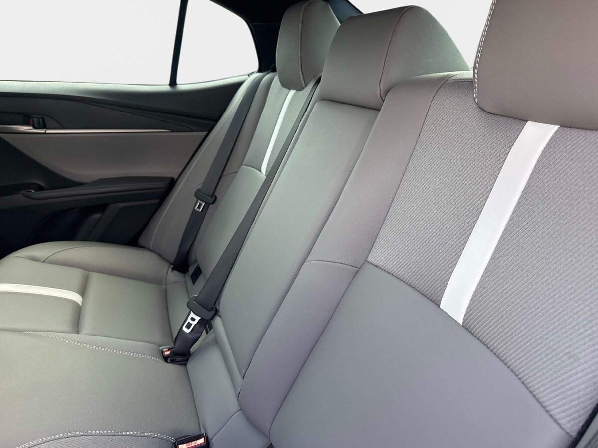 Used 2025 Toyota Camry SE w/ Multimedia Upgrade Package FWD image 11