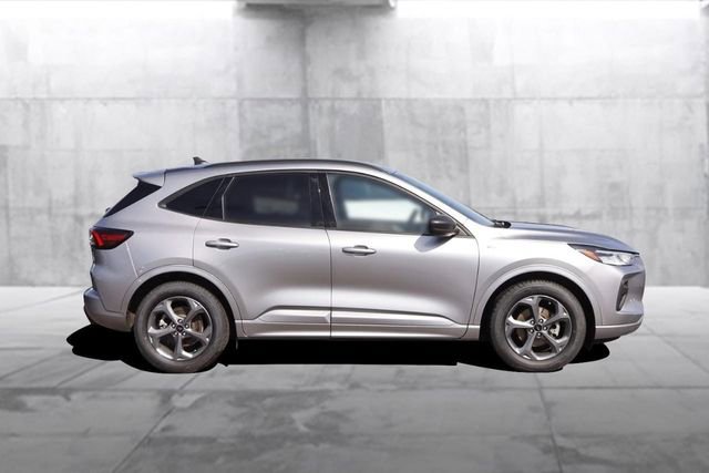 Certified 2024 Ford Escape ST-Line w/ Cold Weather Package FWD image 5
