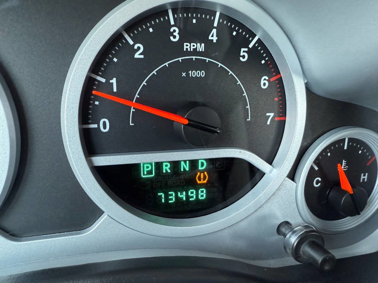 Used 2010 Jeep Wrangler Rubicon w/ PWR Convenience Group image 13