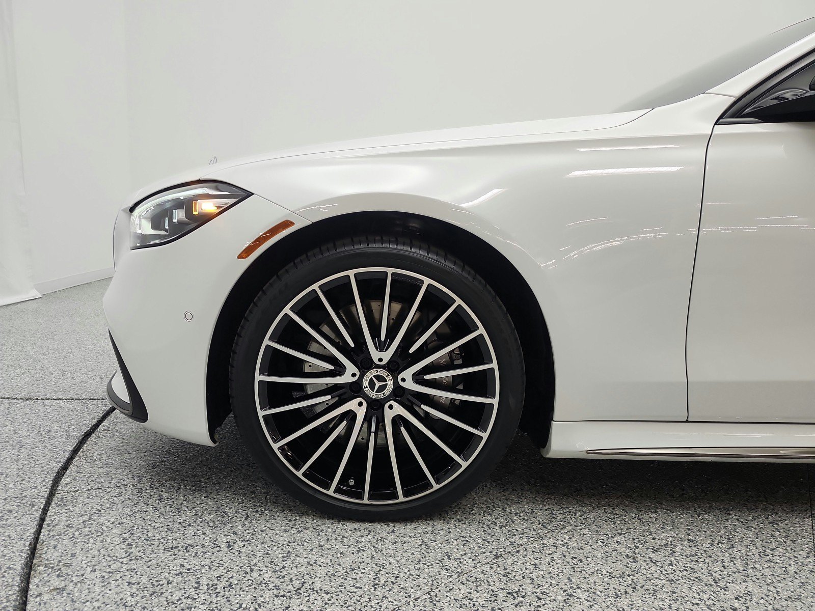 Certified 2024 Mercedes-Benz S 580 4MATIC Sedan image 21