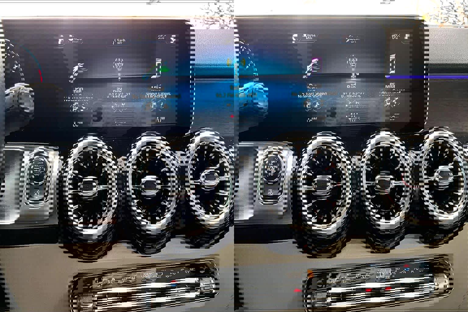 Certified 2021 Mercedes-Benz GLB 250 image 33