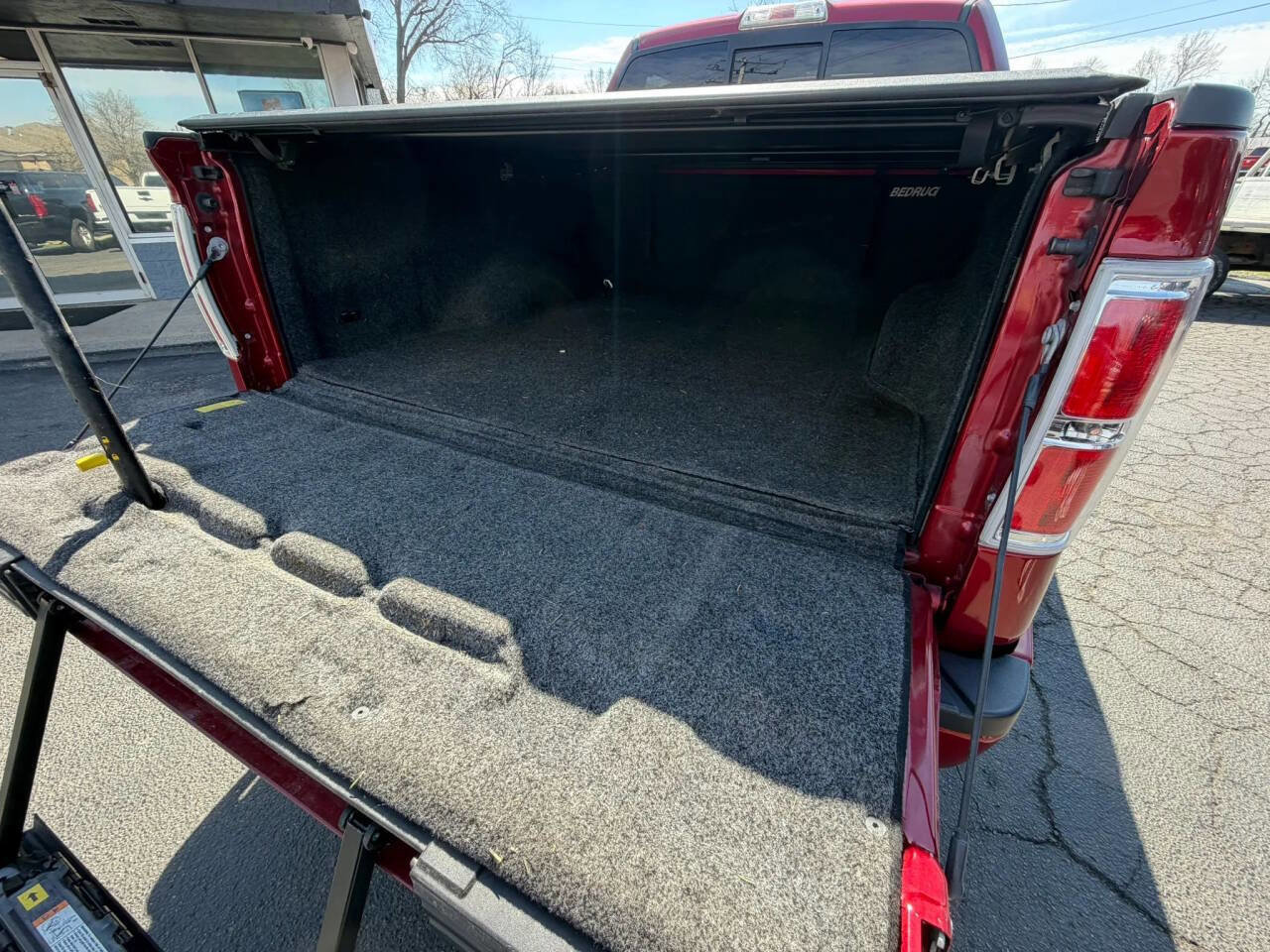 Used 2014 Ford F150 Platinum image 27