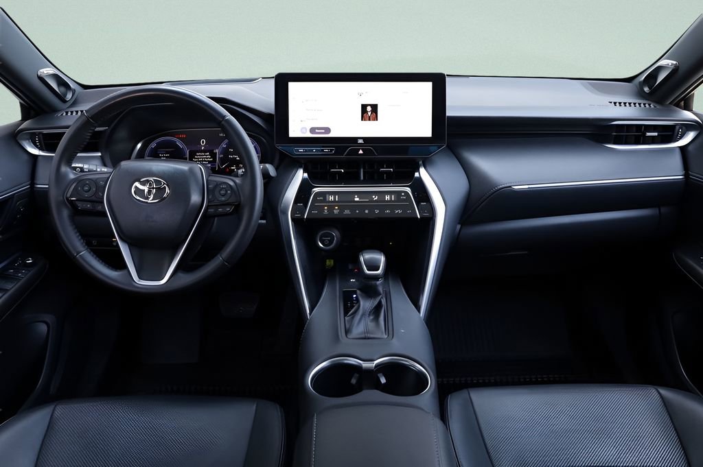 Certified 2023 Toyota Venza Limited image 29