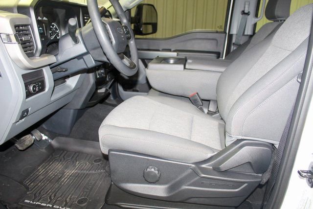 Used 2025 Ford F250 XL w/ STX Appearance Package image 10