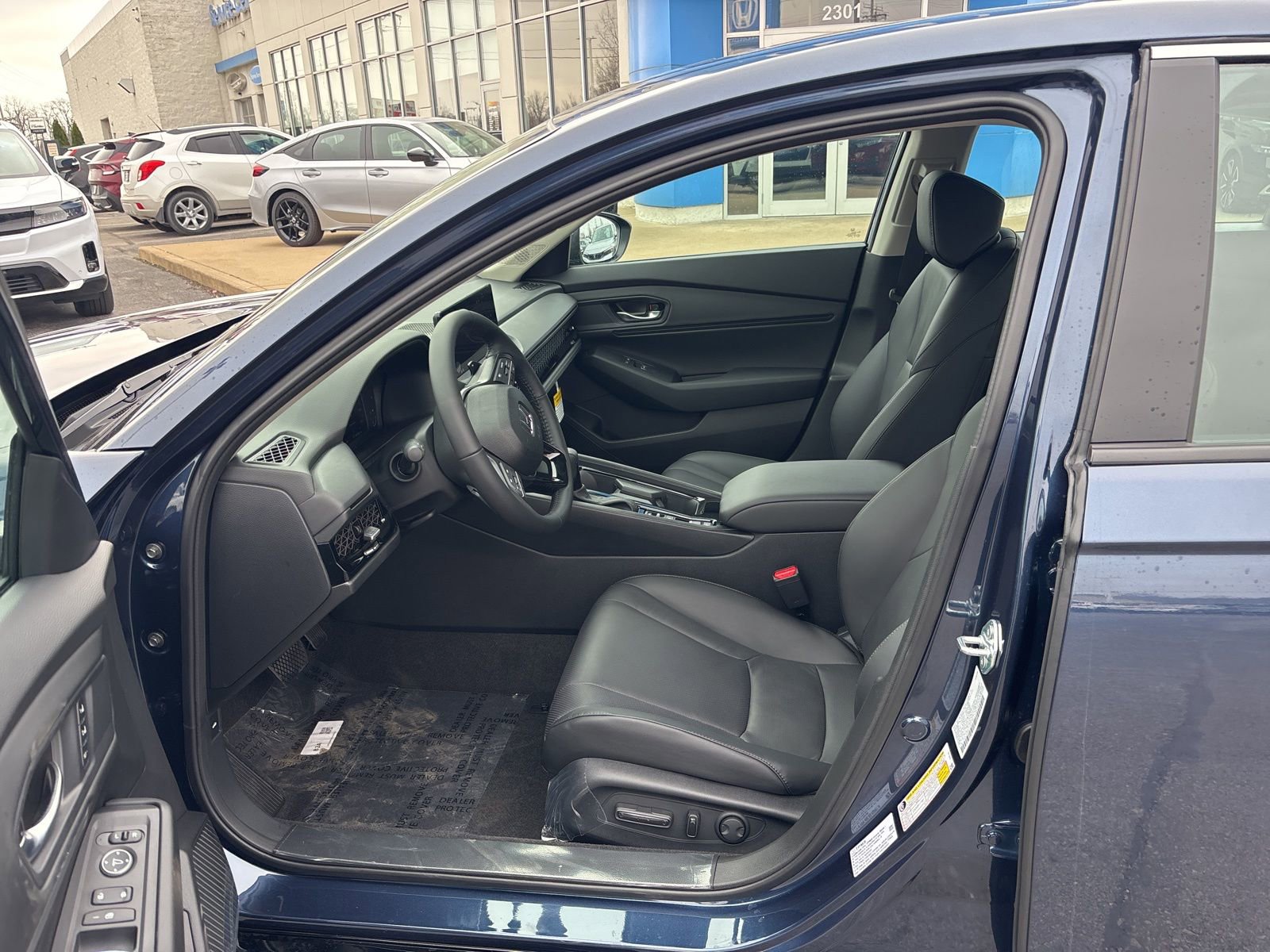 New 2026 Honda Accord EX-L image 9