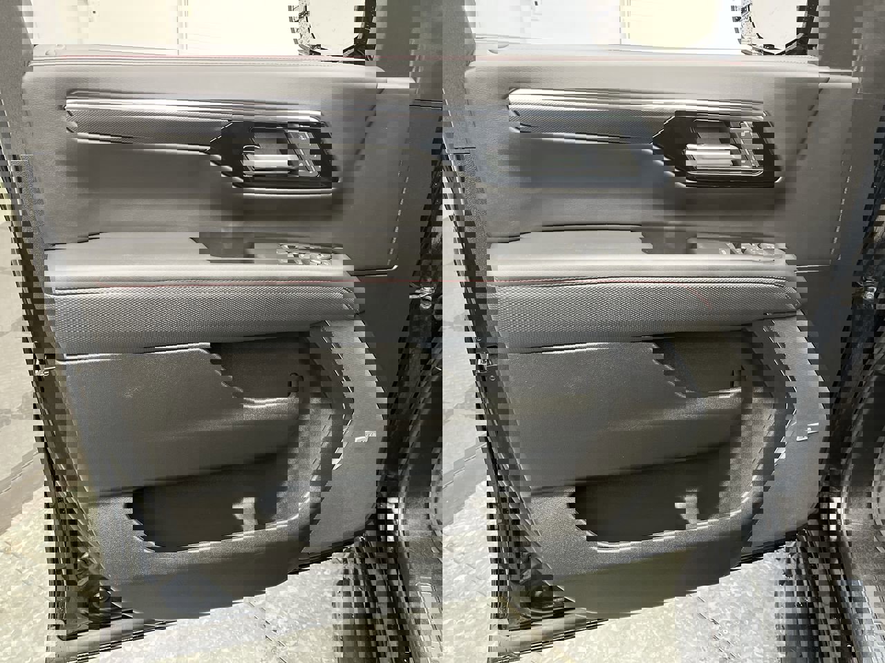 Certified 2025 Chevrolet Tahoe RST w/ RST Capability Package image 9