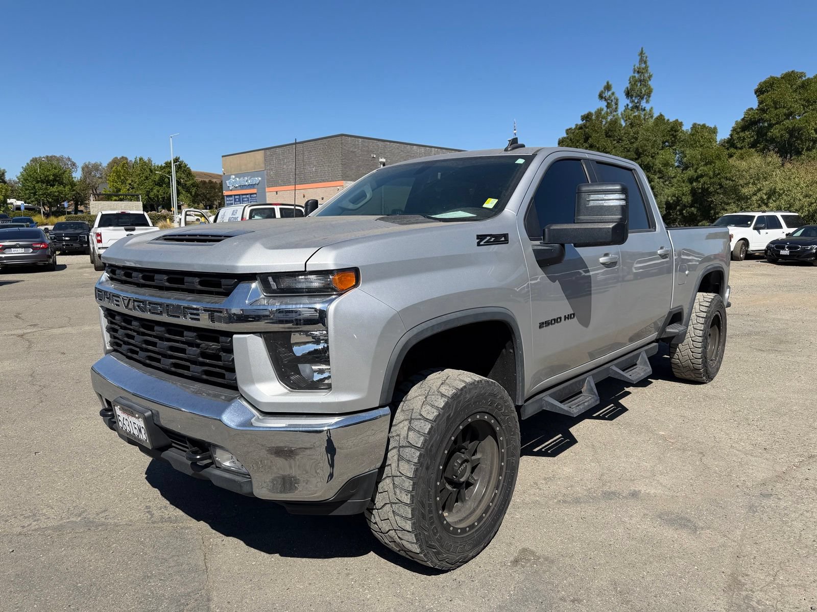 Used 2022 Chevrolet Silverado 2500 LT w/ Convenience Package AWD/4WD image 1