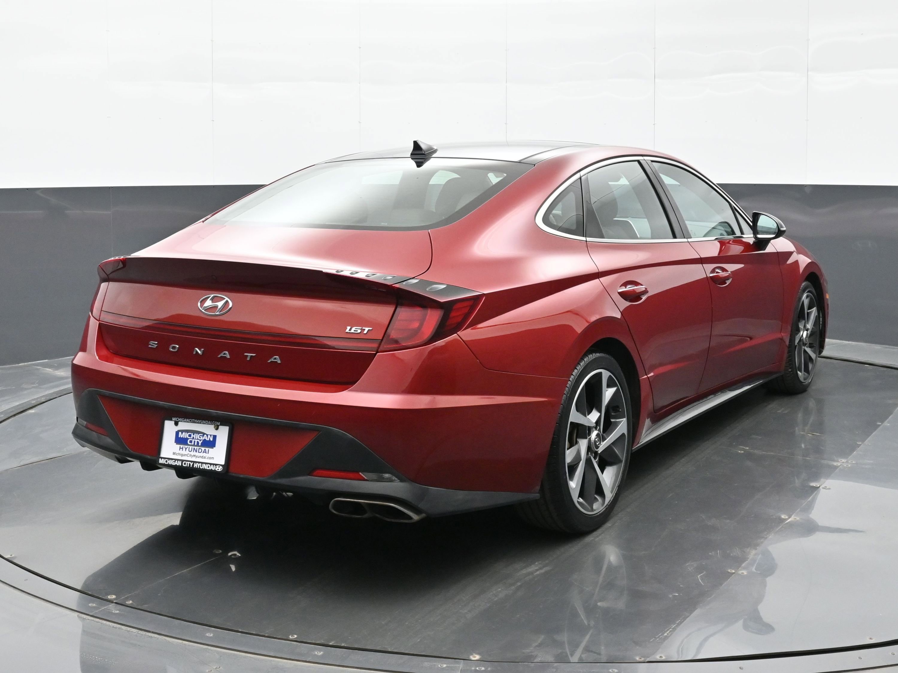 Used 2023 Hyundai Sonata SEL Plus FWD image 4