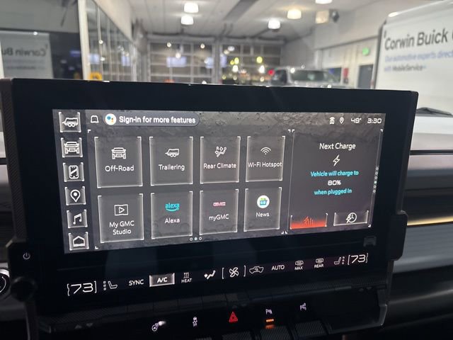 Used 2025 GMC Hummer EV 2X image 22