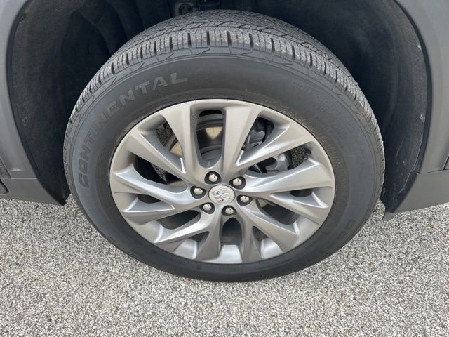 Used 2025 Buick Enclave Preferred FWD image 13