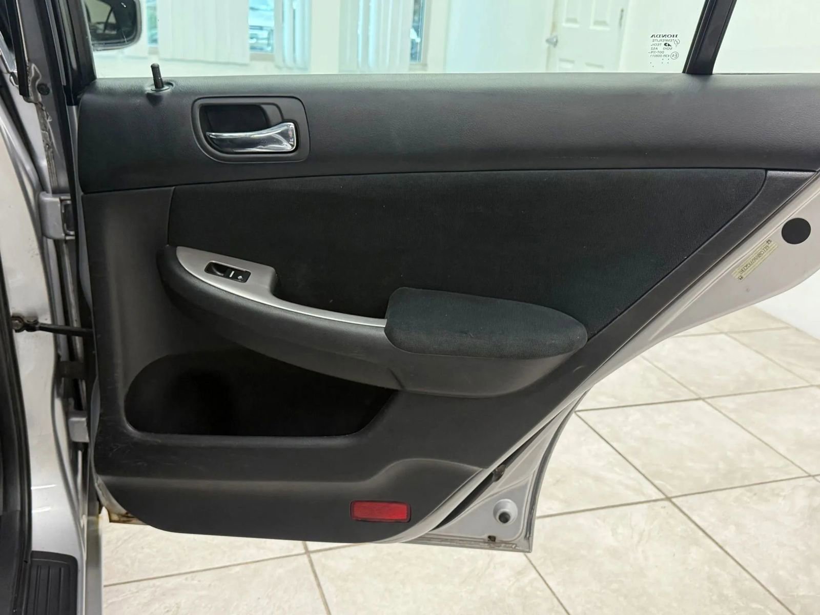 Used 2004 Honda Accord EX image 20