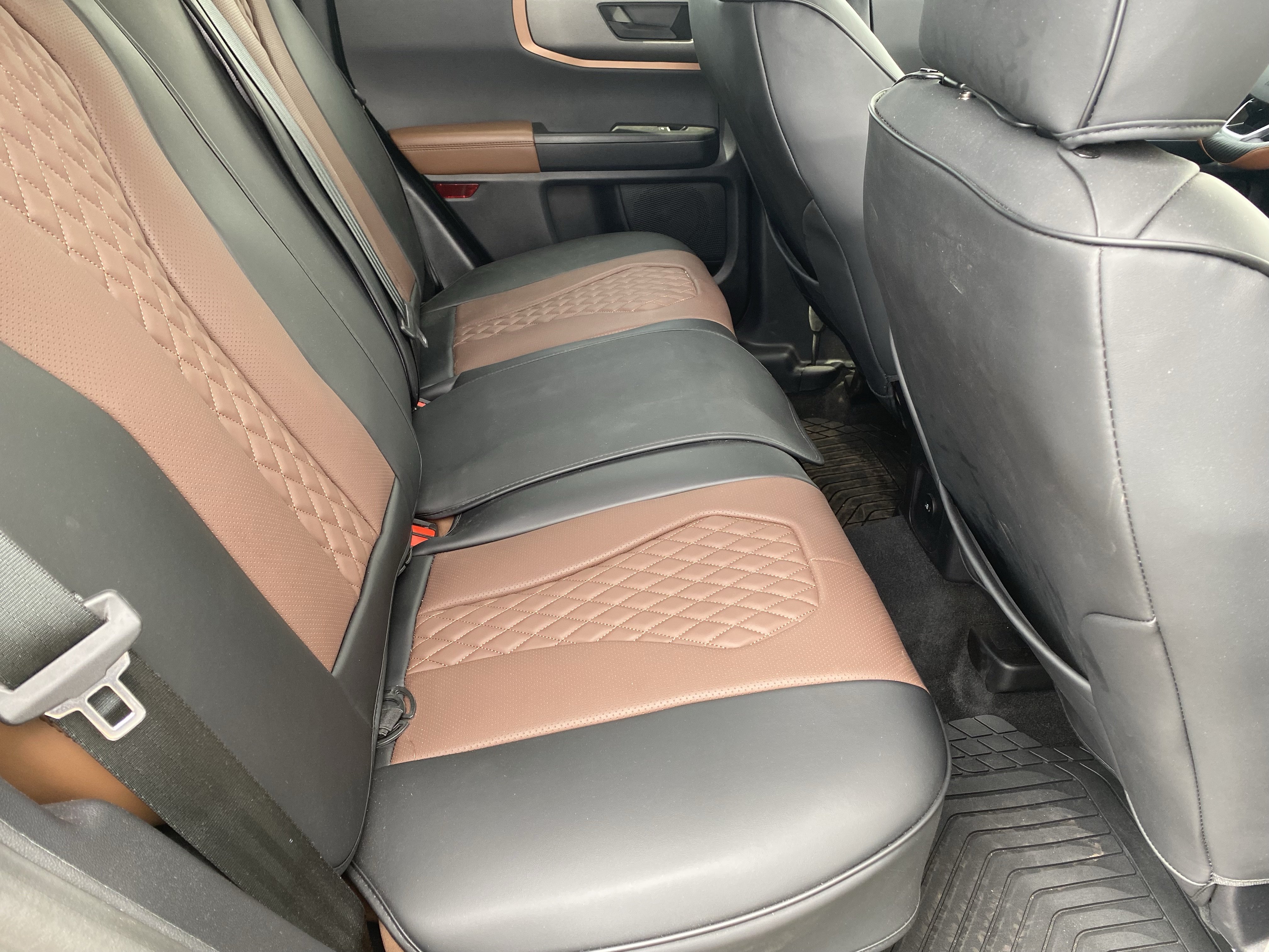 Used 2025 Ford Bronco Sport Outer Banks AWD/4WD image 13