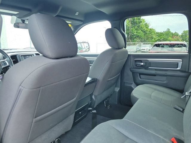 Used 2024 RAM 1500 Warlock RWD image 13