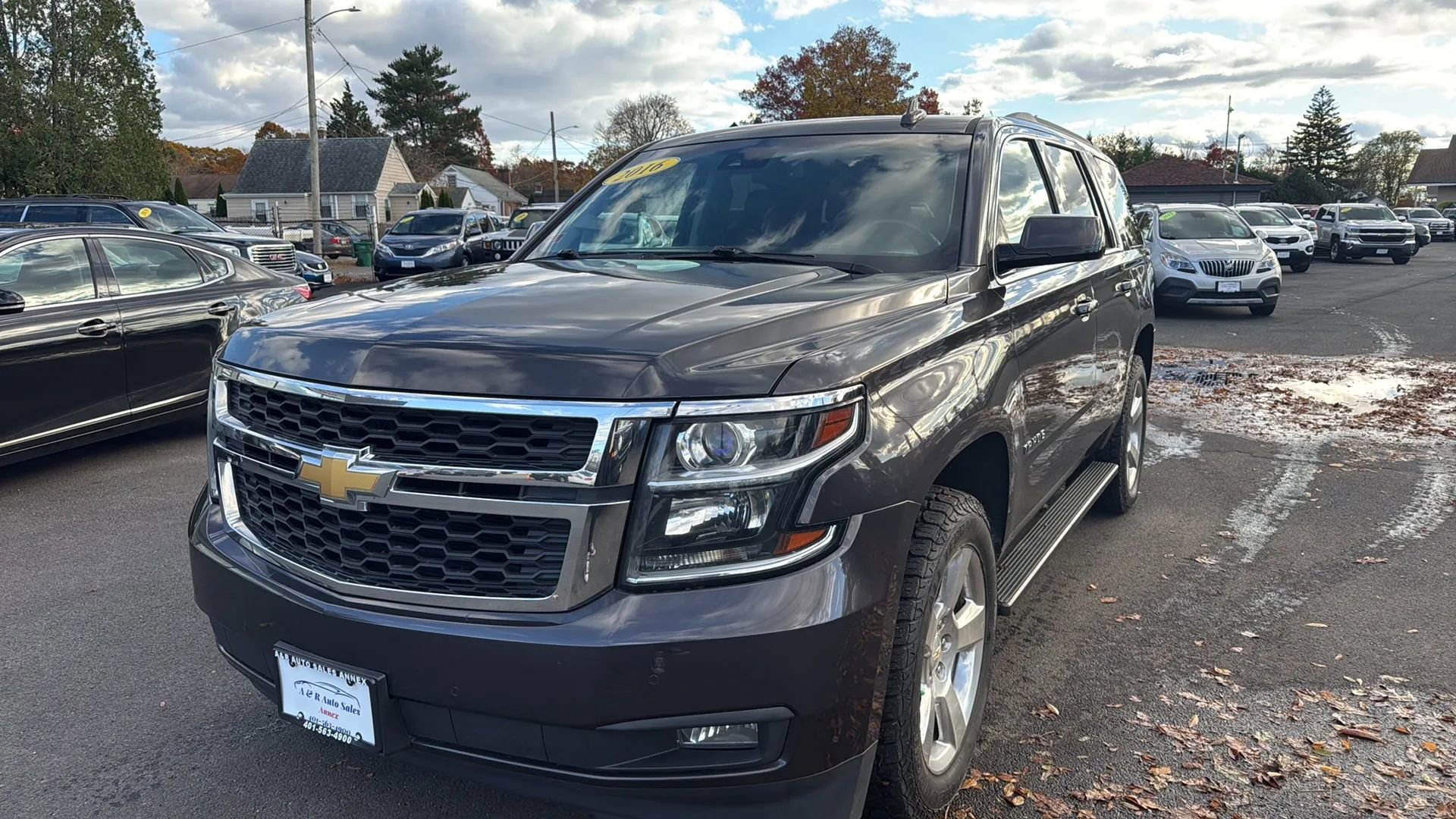 Used 2016 Chevrolet Tahoe LT image 3