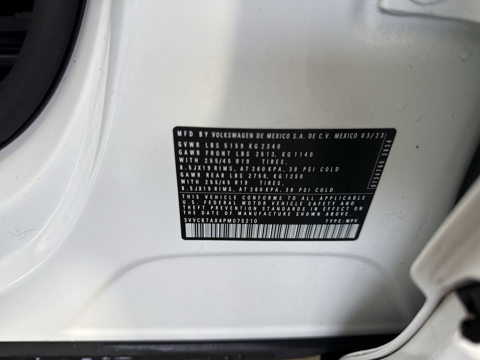 Used 2023 Volkswagen Tiguan SE R-Line FWD image 39