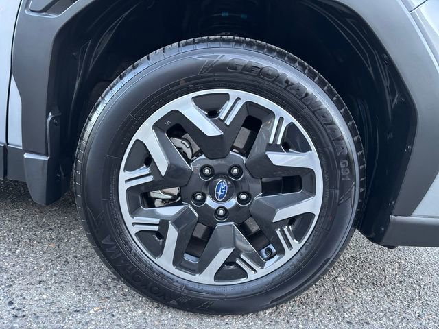 Certified 2025 Subaru Forester Premium image 24