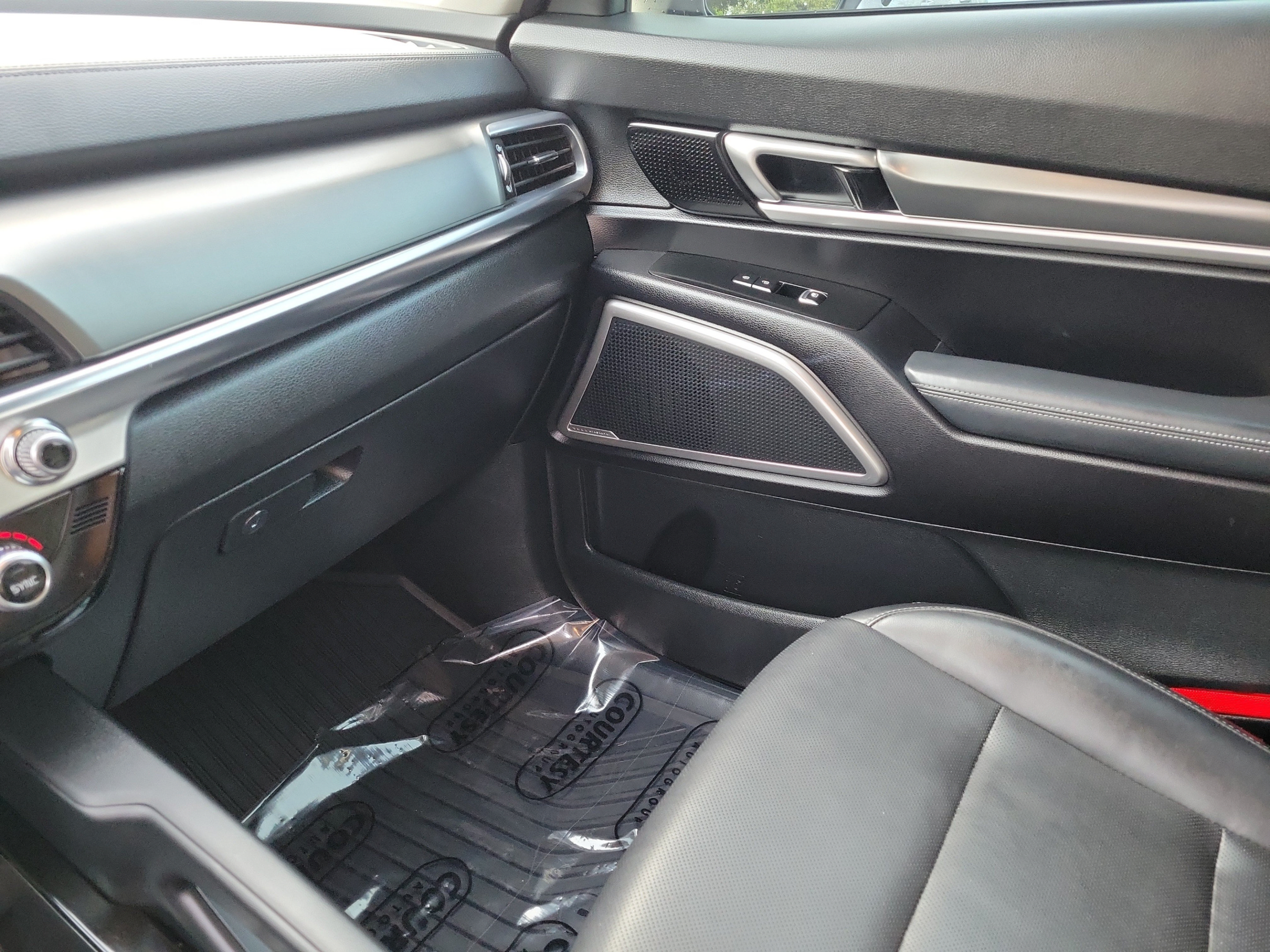 Certified 2022 Kia Telluride LX AWD/4WD image 20