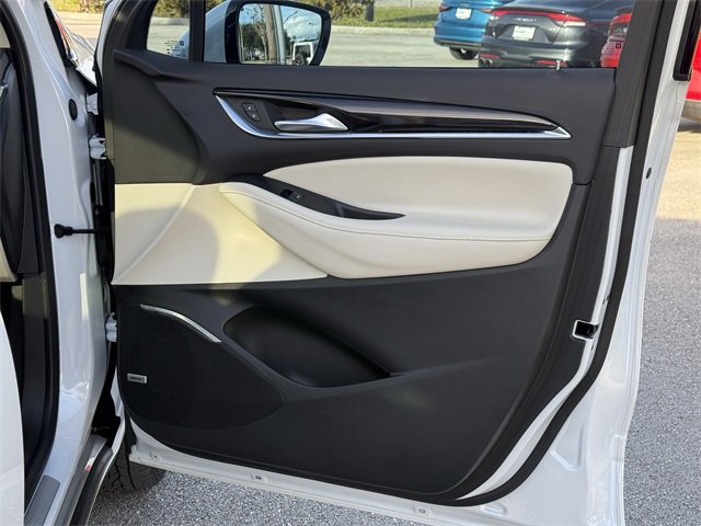 Used 2022 Buick Enclave Premium w/ Experience Buick Package image 37