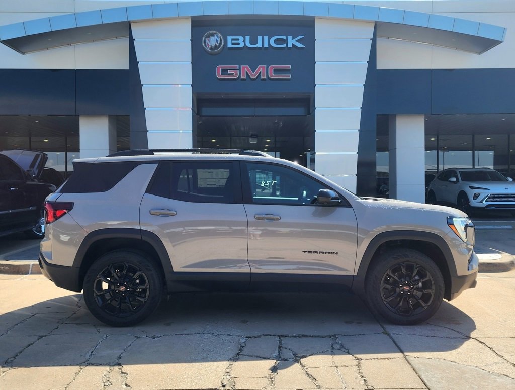 New 2026 GMC Terrain Elevation w/ Black Edition image 3