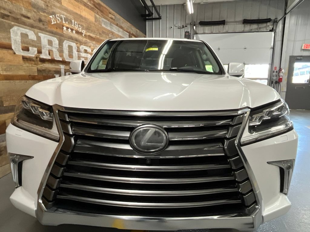 Used 2019 Lexus LX 570 4WD w/ Luxury Package image 50