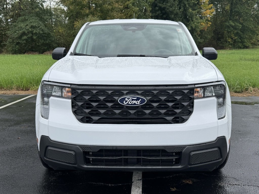 New 2025 Ford Maverick XL image 3
