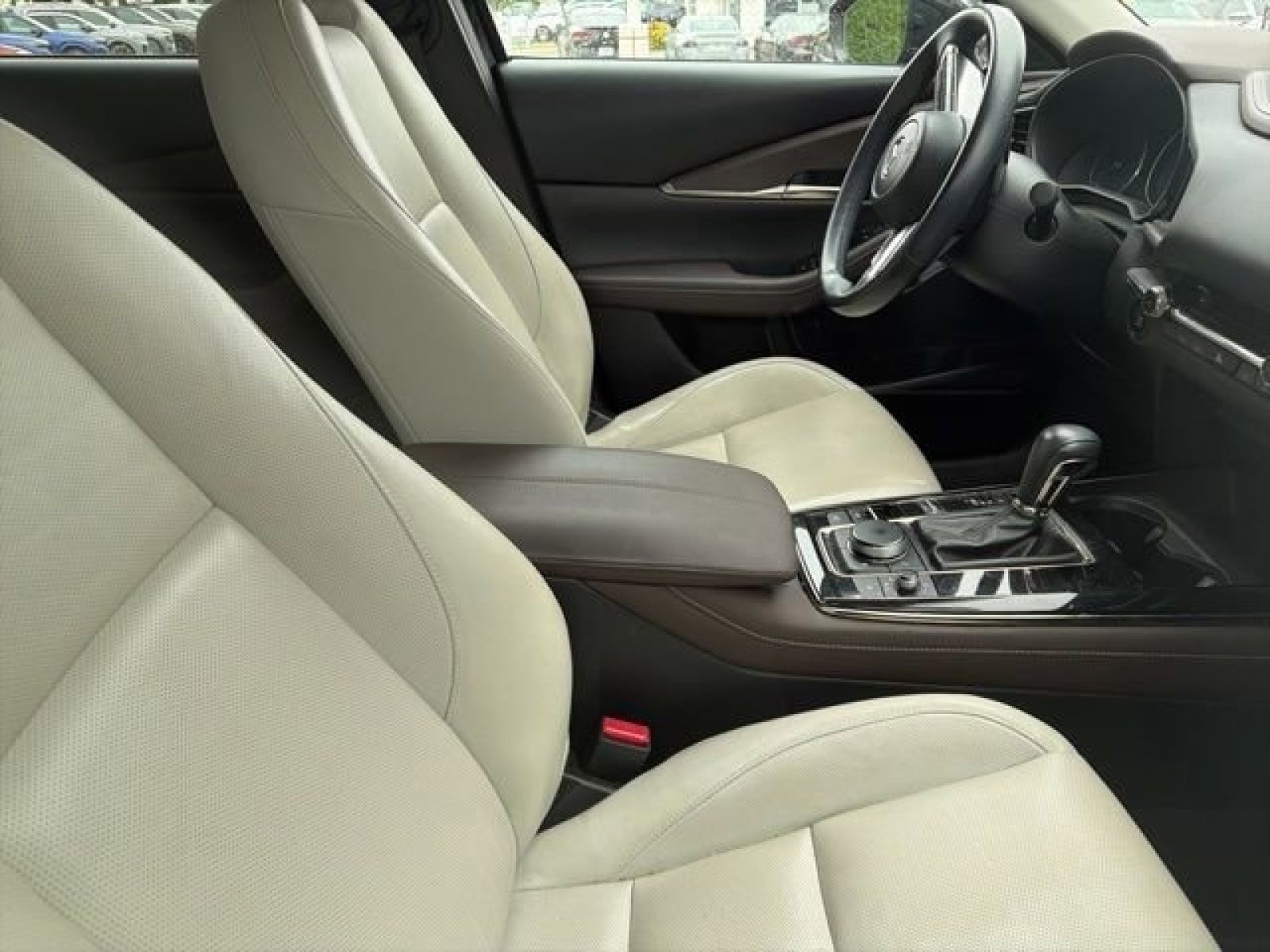 Used 2020 MAZDA CX-30 FWD w/ Premium Package image 4