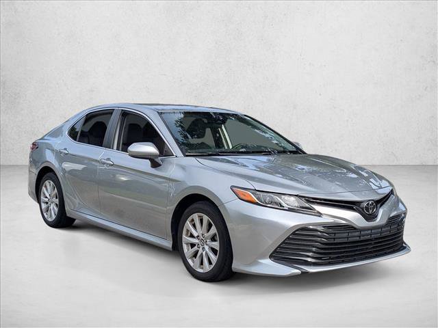 Used 2020 Toyota Camry LE FWD image 3
