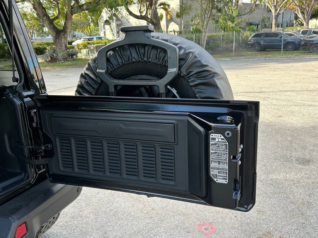 New 2026 Jeep Wrangler Unlimited Rubicon image 42