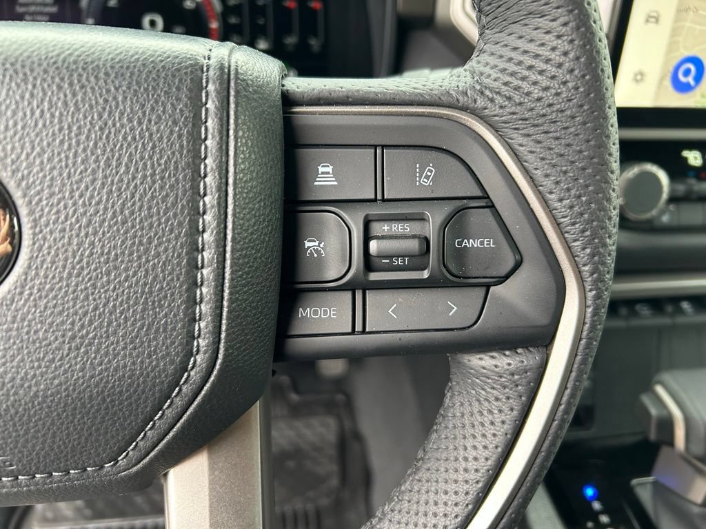 Used 2025 Toyota Sequoia SR5 w/ SR5 Premium Package AWD/4WD image 13