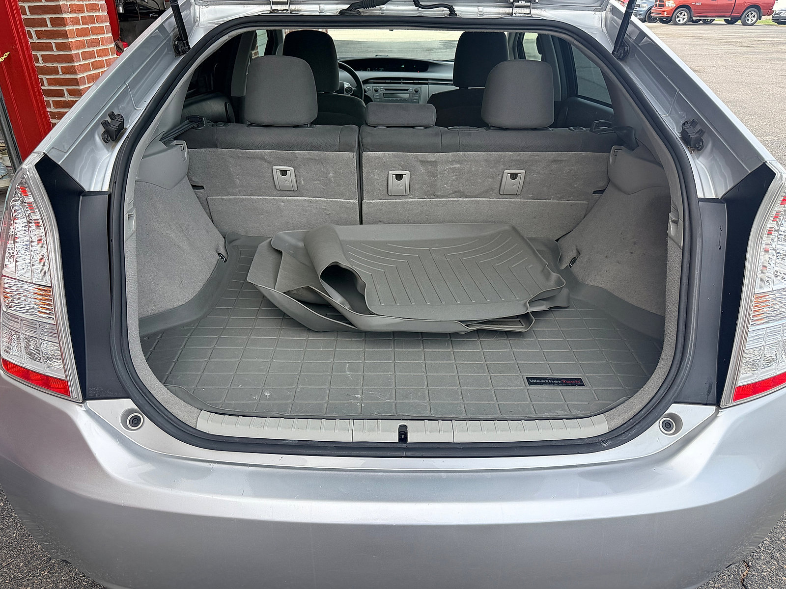 Used 2011 Toyota Prius Three image 27