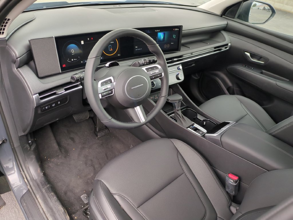 Used 2025 Hyundai Tucson SEL AWD/4WD image 17