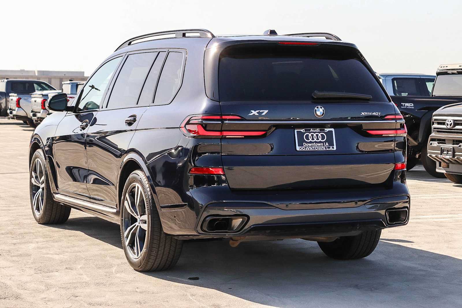 Used 2023 BMW X7 xDrive40i w/ Executive Package AWD/4WD image 6