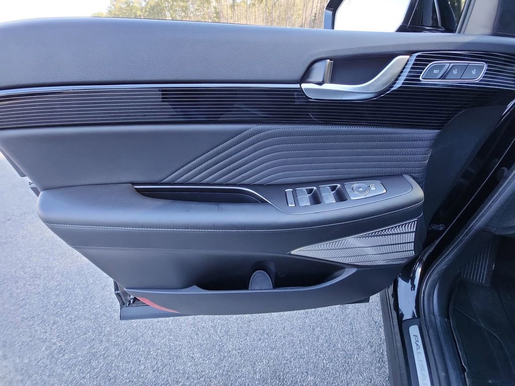 Used 2024 Hyundai Palisade Calligraphy image 27