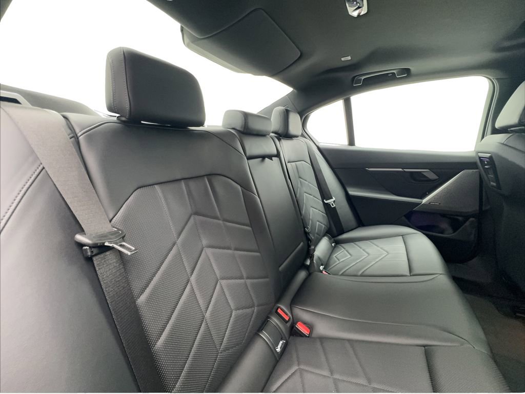 Used 2024 BMW i5 eDrive40i RWD image 27