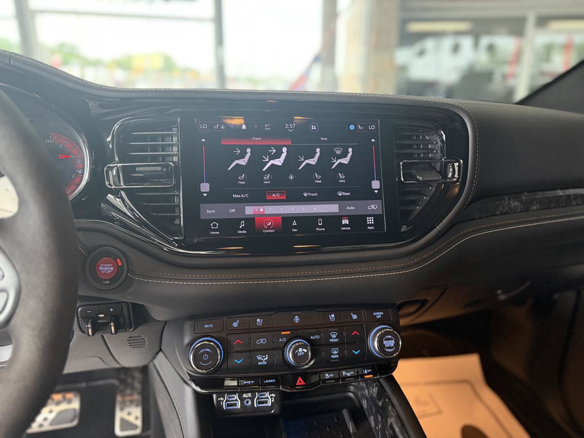 Used 2025 Dodge Durango SRT Hellcat AWD/4WD image 50
