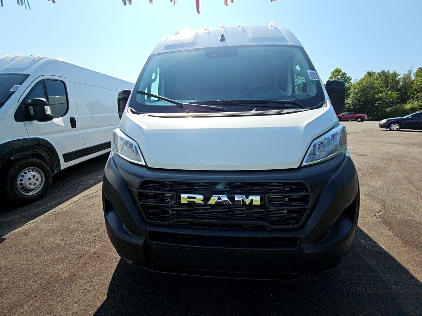 New 2025 RAM ProMaster 3500 w/ Convenience Group FWD image 2