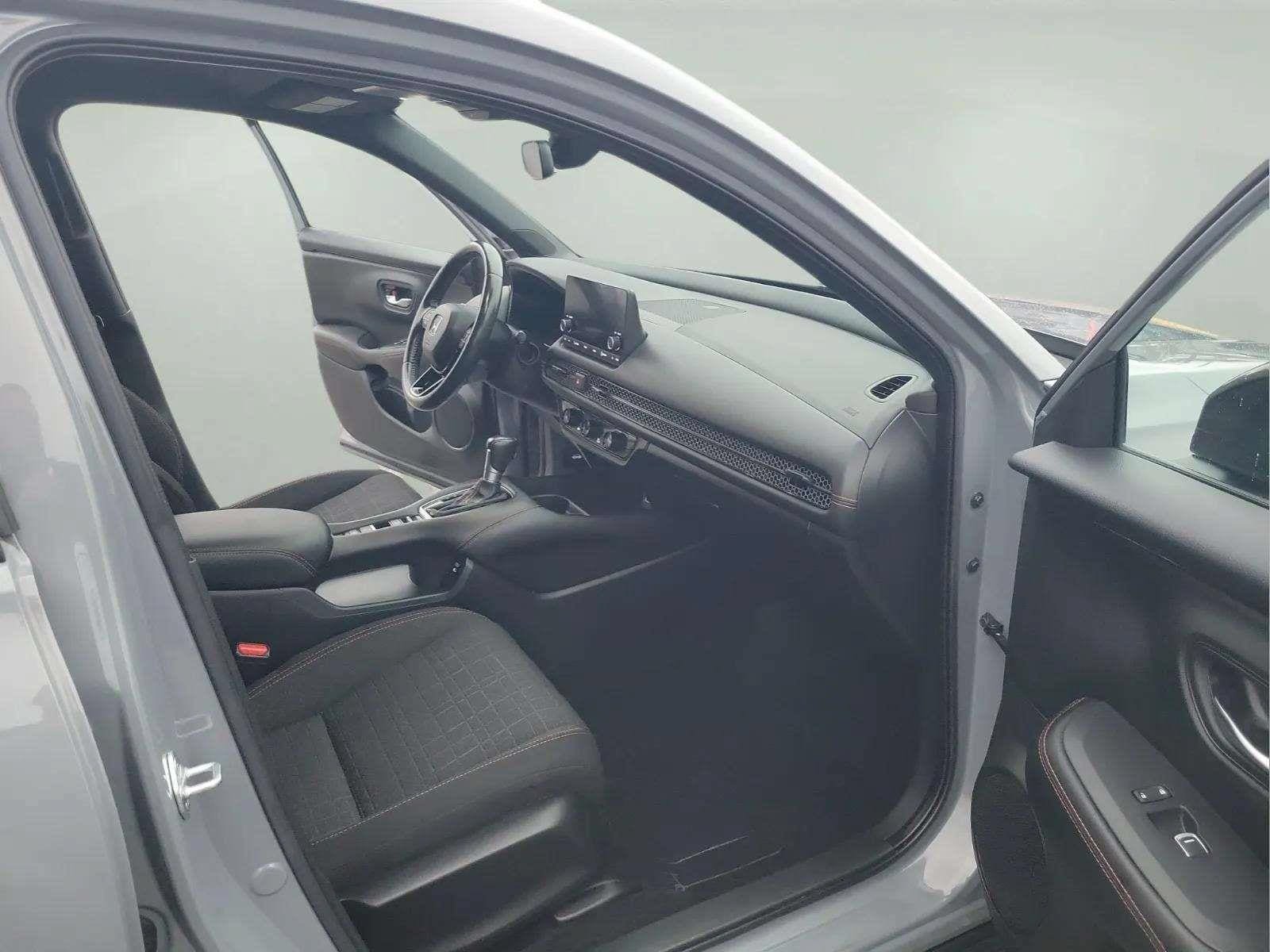 Used 2024 Honda HR-V Sport image 22