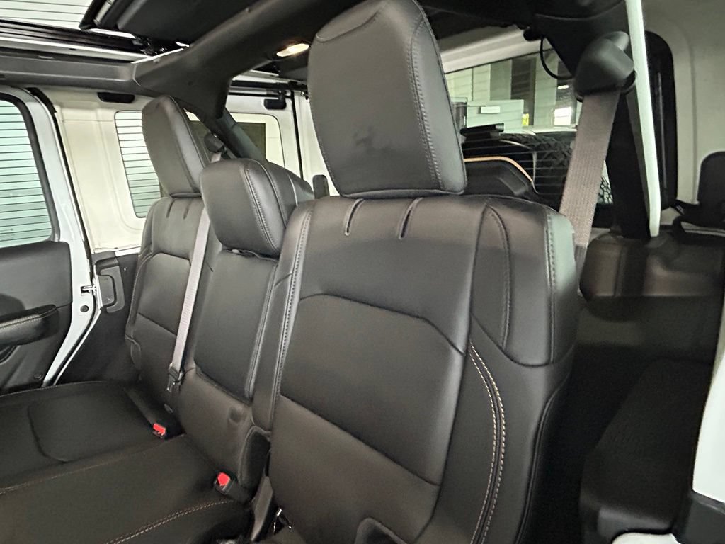 Used 2024 Jeep Wrangler Unlimited Rubicon 392 AWD/4WD image 49
