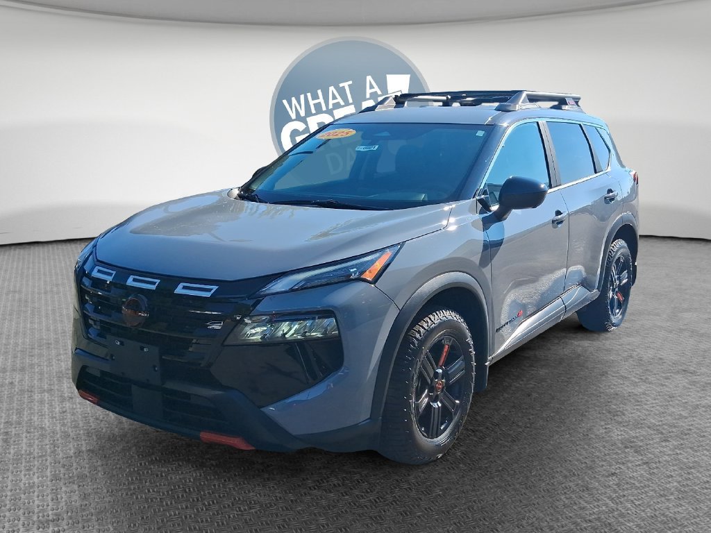 Used 2025 Nissan Rogue SV AWD/4WD image 8