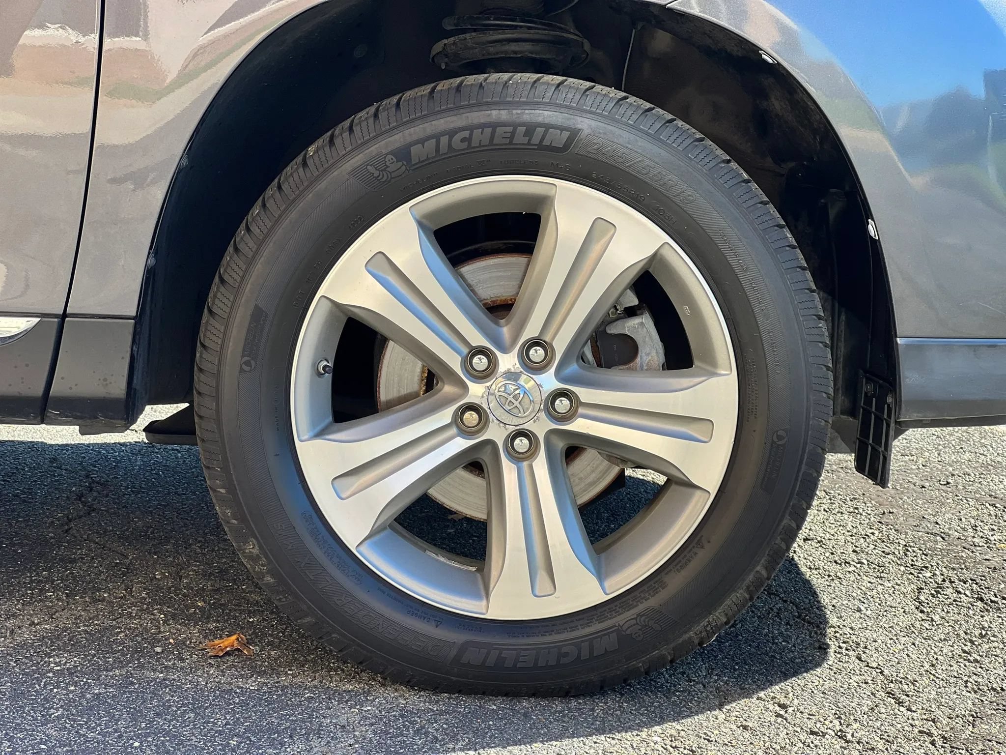 Used 2012 Toyota Highlander Limited w/ Tow Pkg AWD/4WD image 49